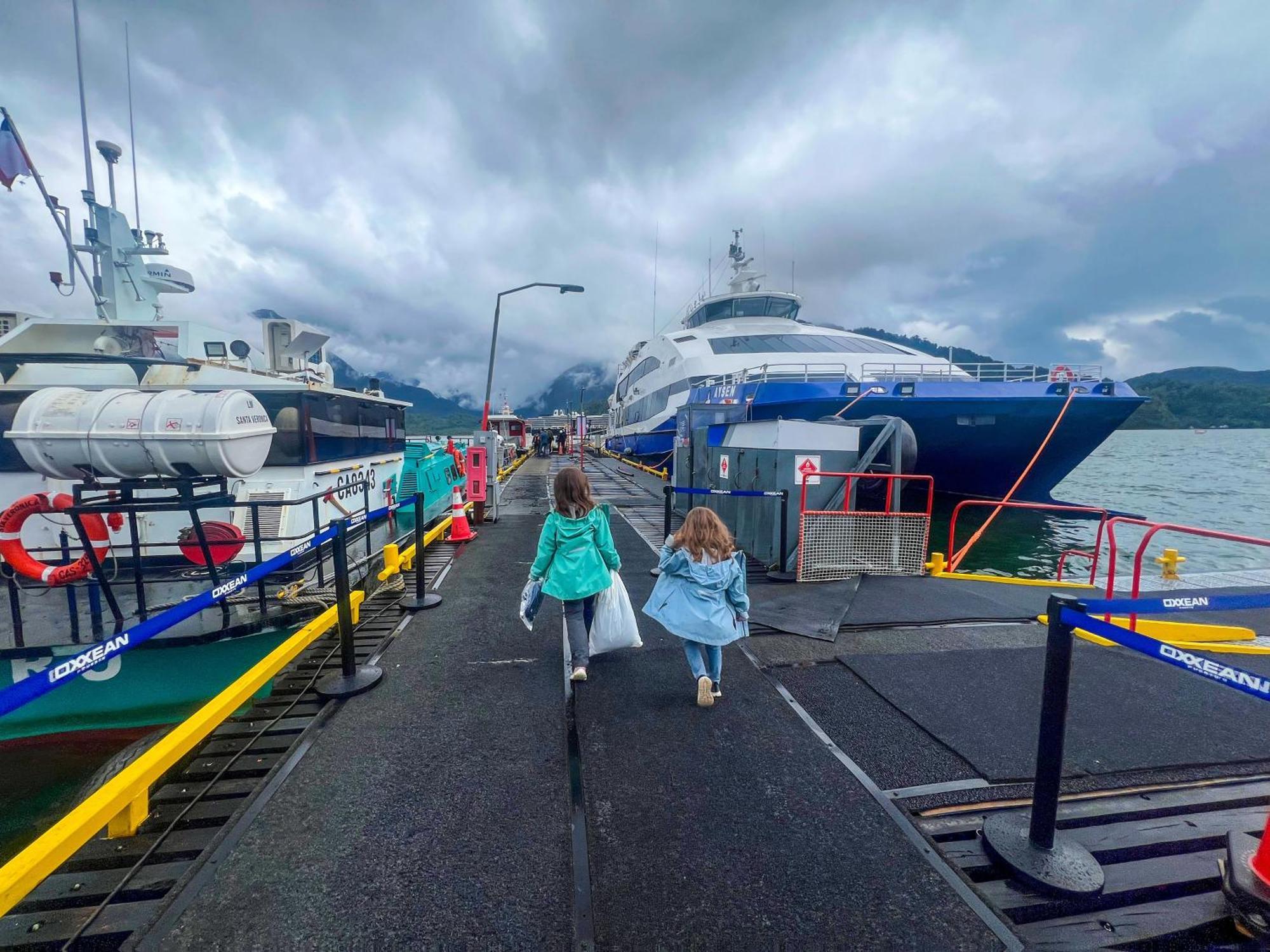 Loberias Del Sur Hotel Puerto Chacabuco Eksteriør billede