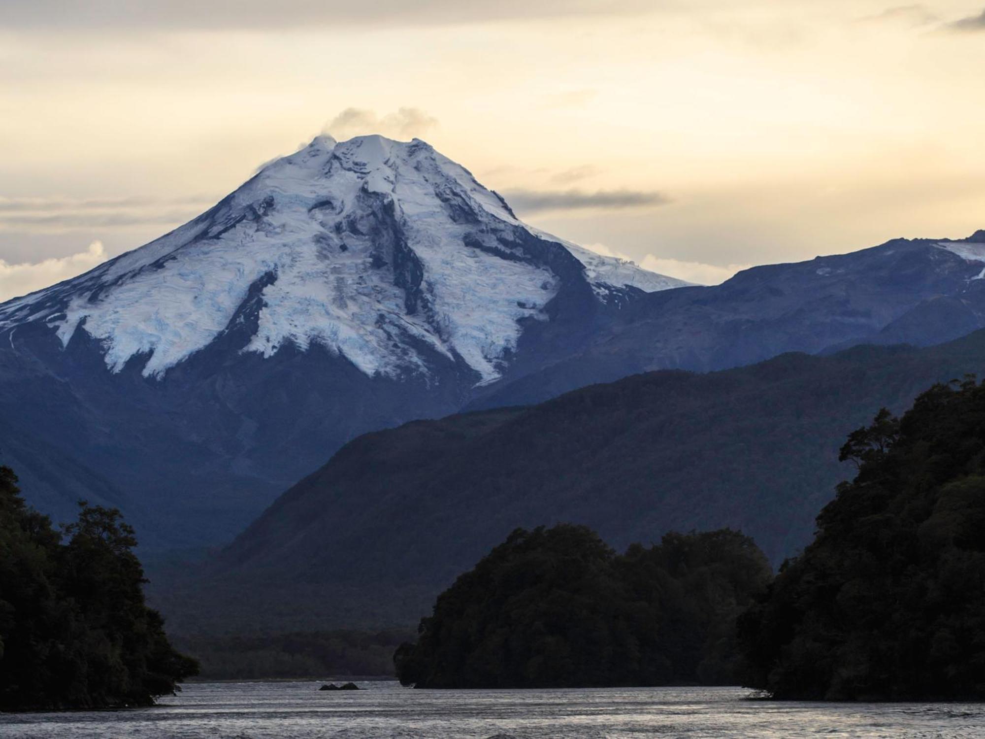 Loberias Del Sur Hotel Puerto Chacabuco Eksteriør billede