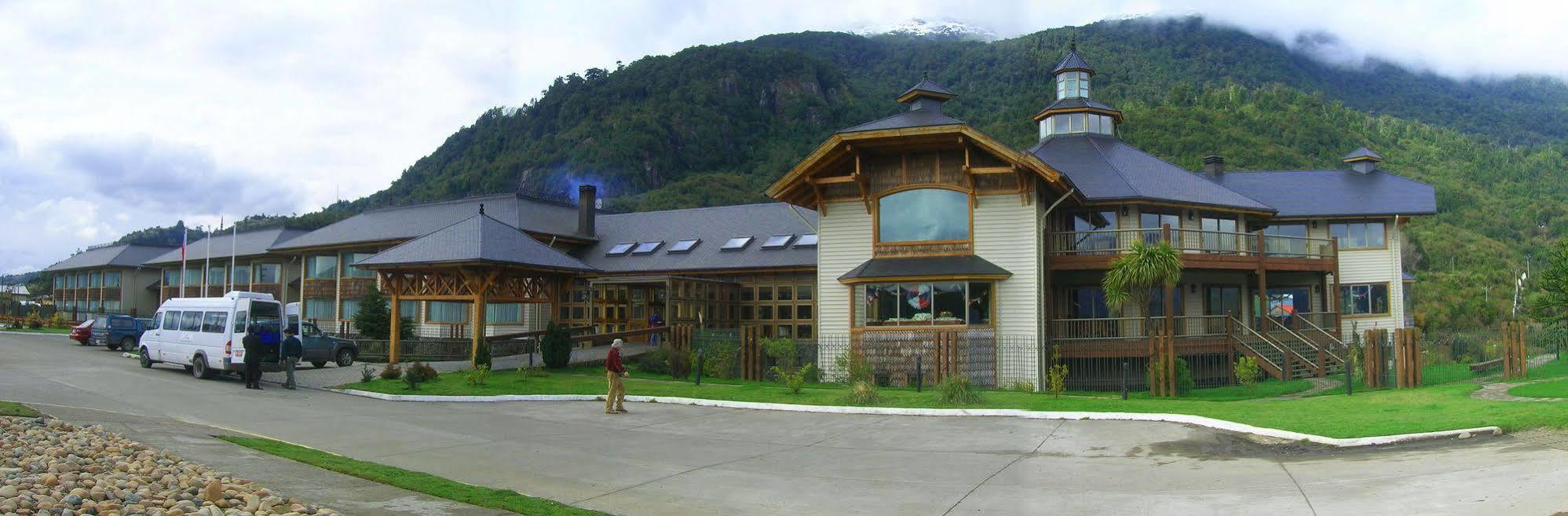 Loberias Del Sur Hotel Puerto Chacabuco Eksteriør billede